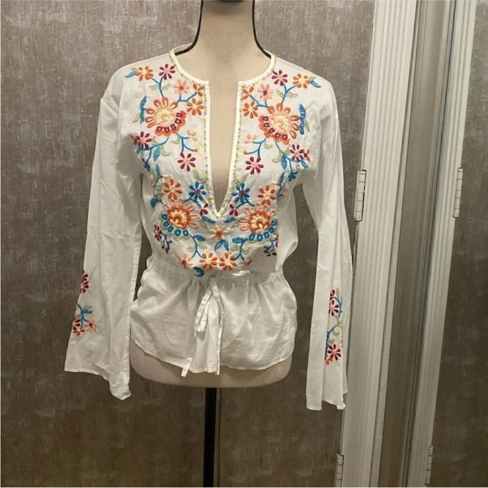 Lafayette 148 New York White Floral Embroidered Blouse, US2
